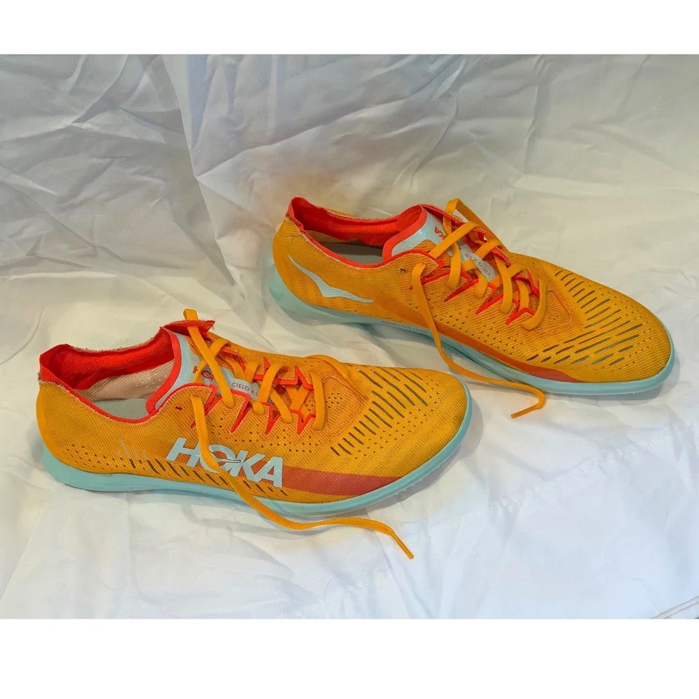 Hoka One One hoka one